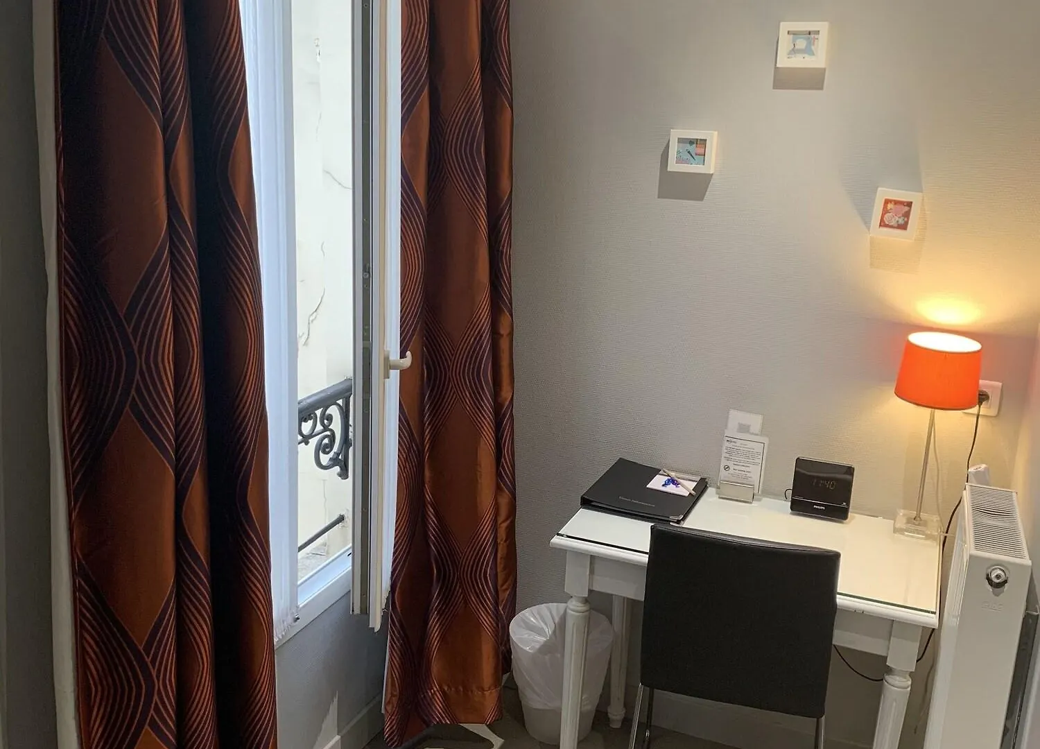 Hotel Ibis Styles Montmartre Batignolles Parigi