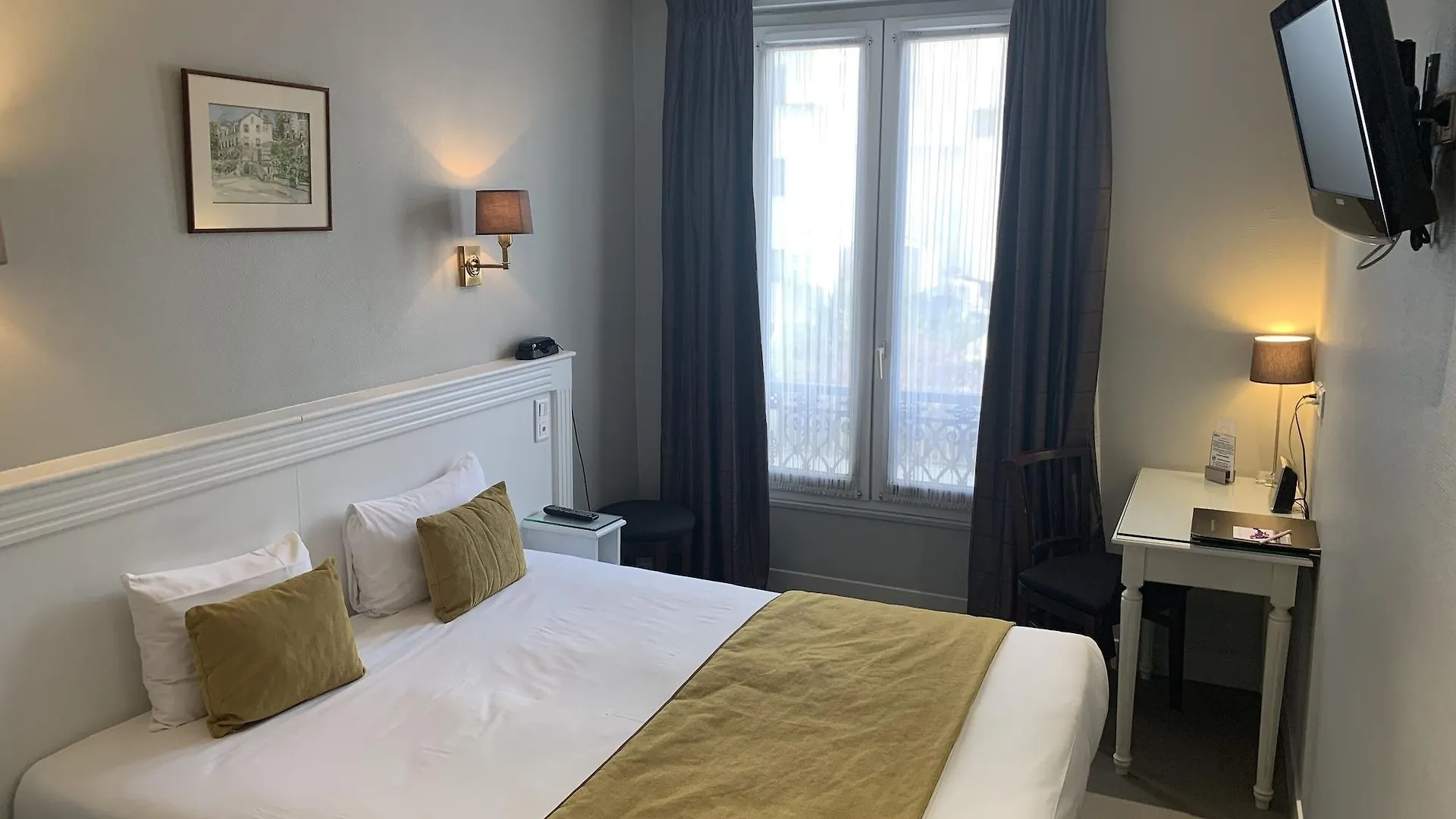 Ibis Styles Montmartre Batignolles Hotel