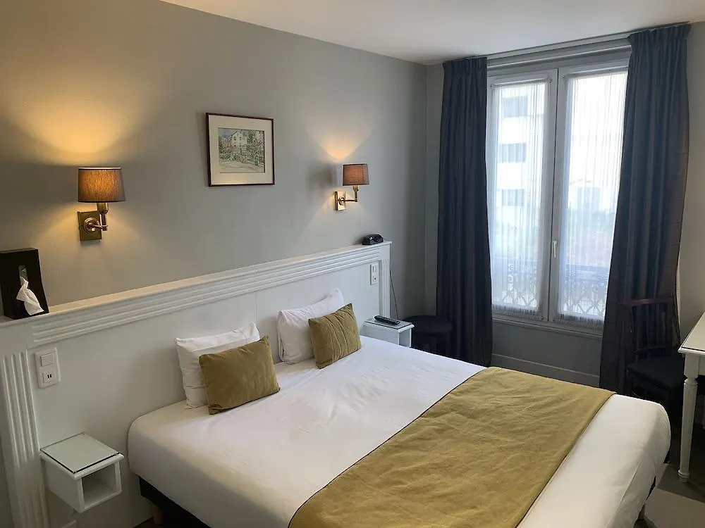 Hotel Ibis Styles Montmartre Batignolles Parigi