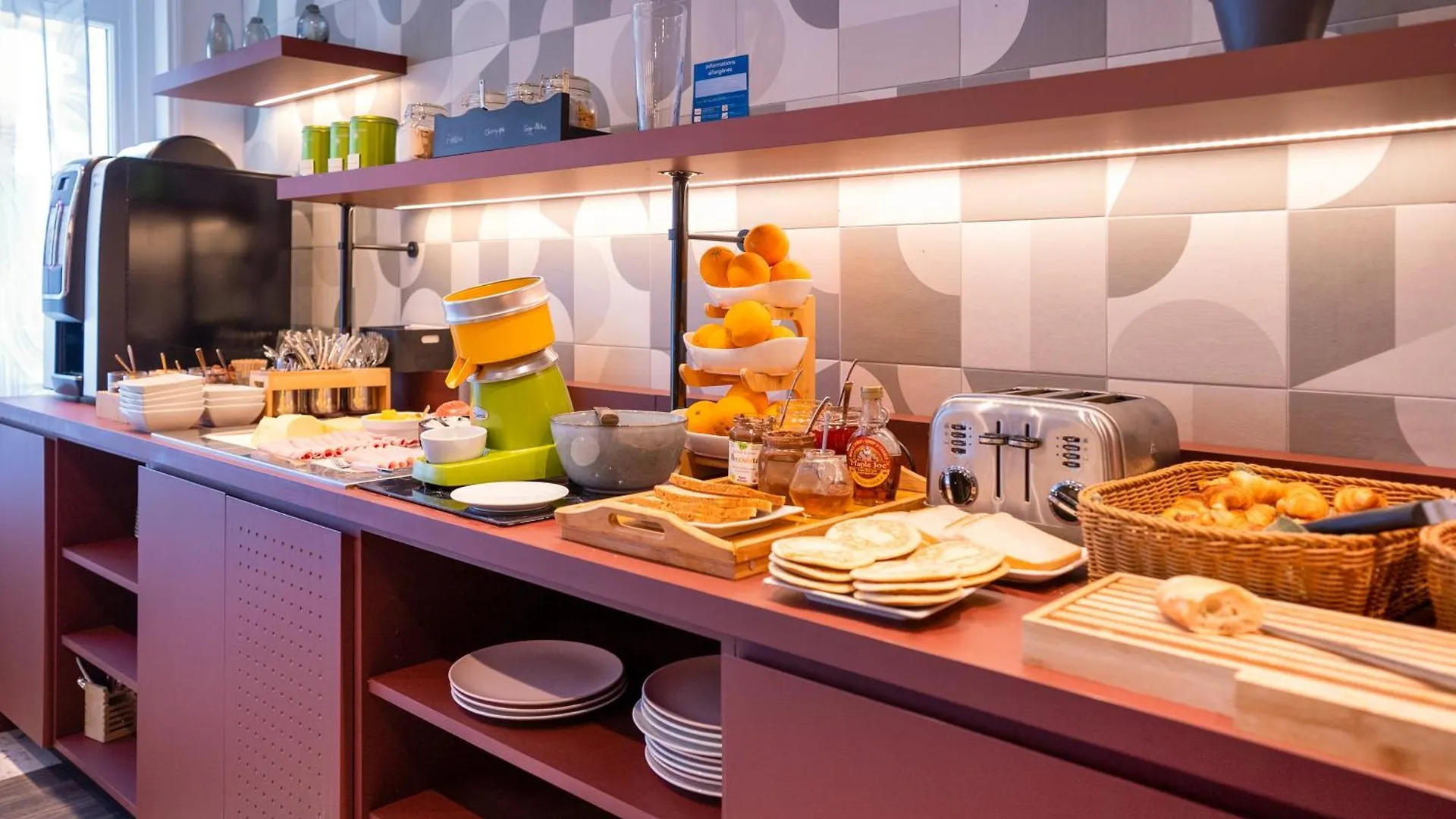 Hotel Ibis Styles Montmartre Batignolles