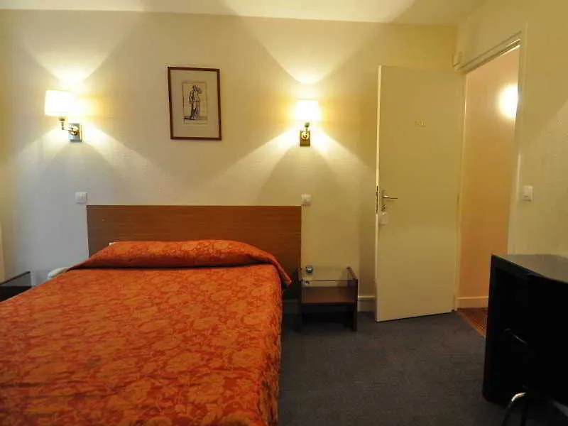 Hotel Ibis Styles Montmartre Batignolles Parigi