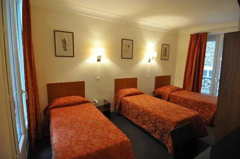 Ibis Styles Montmartre Batignolles Parigi