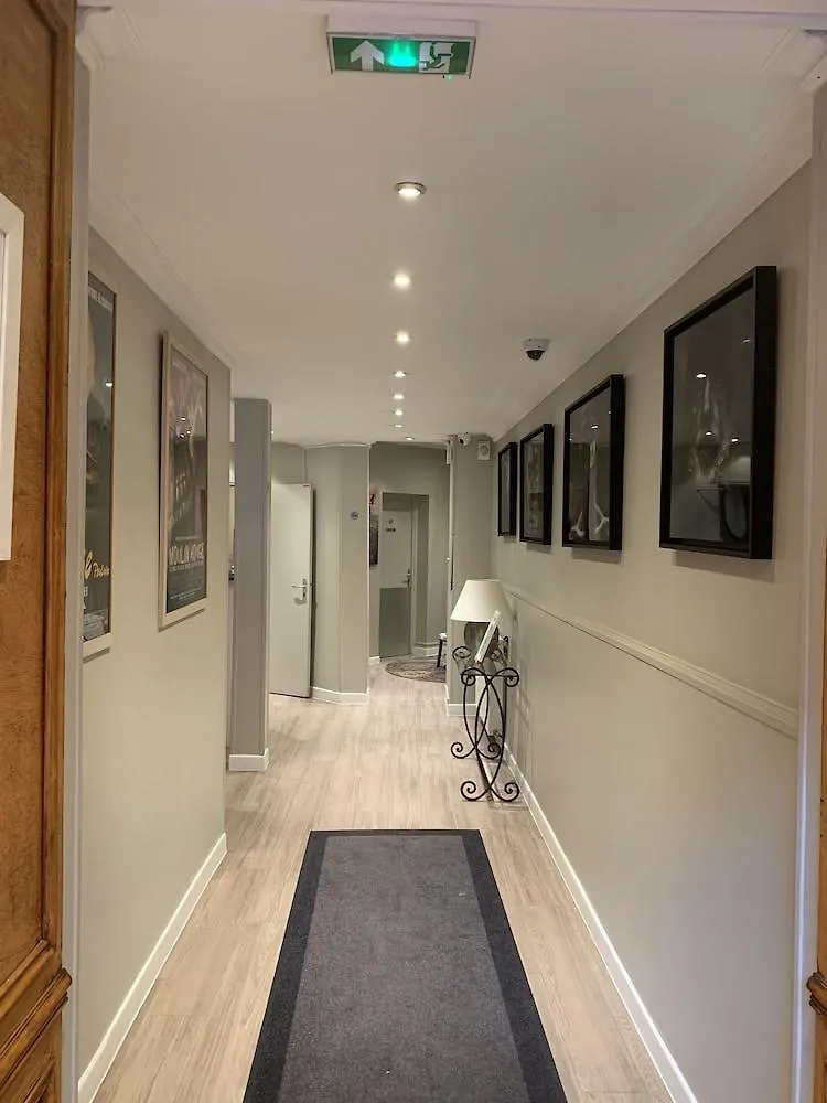 Ibis Styles Montmartre Batignolles Paris