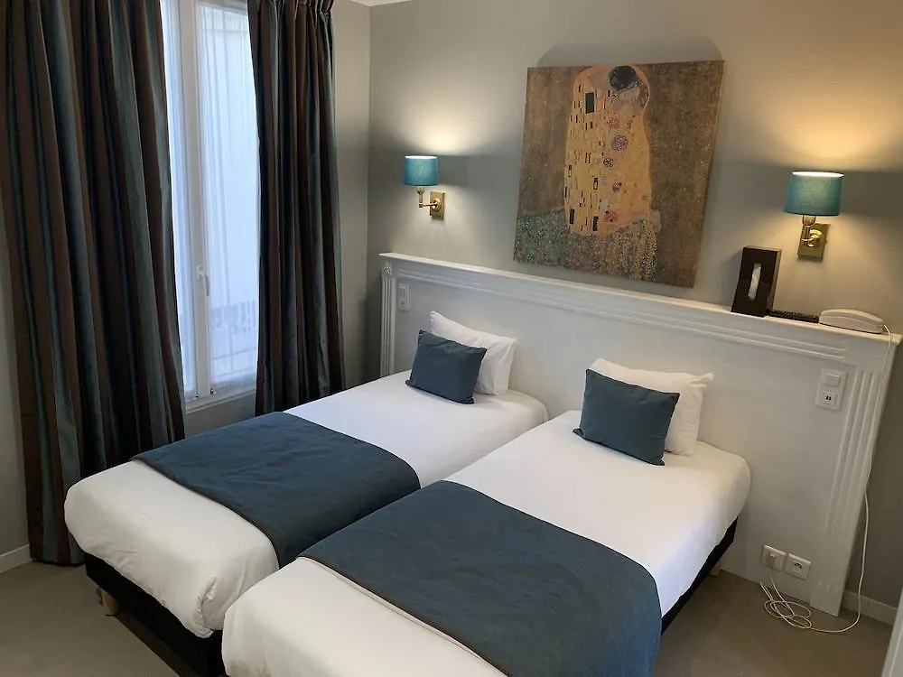 Ibis Styles Montmartre Batignolles Otel 3*
