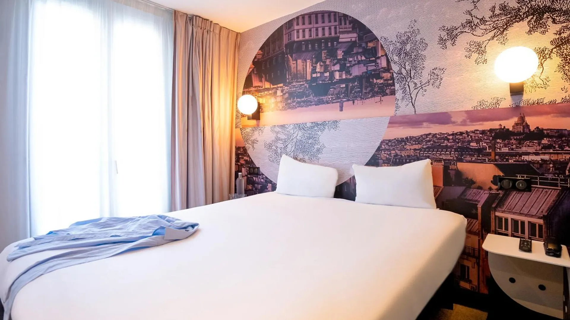 Modern Montmartre Hotel 3*